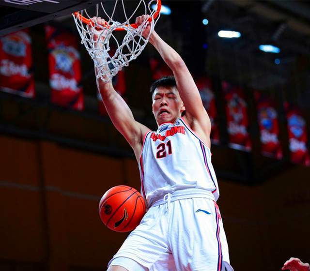 九游体育-转折点广东宏远刷新队史纪录，西甲赛后攻防权衡，目标明确，轮换策略成焦点(是谁打响了南昌第一枪)